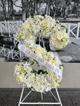 Load image into Gallery viewer, Custom Letters Fresh Flowers (A-Z)