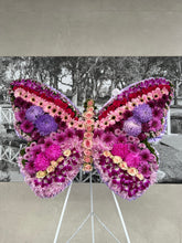 Load image into Gallery viewer, Fresh Flower Butterfly