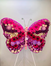 Load image into Gallery viewer, Fresh Flower Butterfly