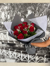Load image into Gallery viewer, 12 Red Rose bunch
