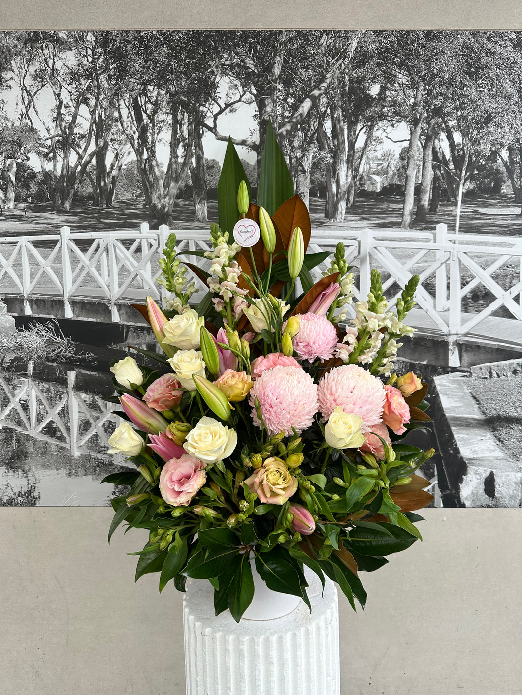 Upright Pinks & Whites Arrangement