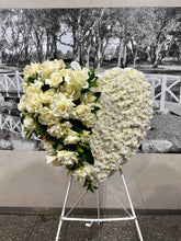 Load image into Gallery viewer, White Rose Heart
