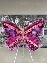 Load image into Gallery viewer, Fresh Flower Butterfly
