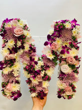 Load image into Gallery viewer, Custom Letters Fresh Flowers (A-Z)
